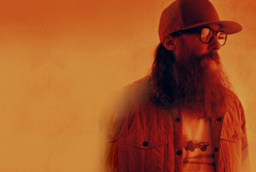 Crowder Performs on Tour While Recovering from Broken Leg •
