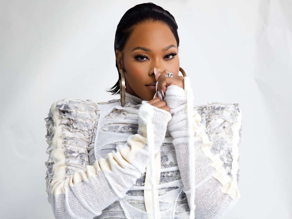 Tasha Cobbs Leonard Earns Two GRAMMY Nominations – TCB – Tasha Cobbs Leonard – The Z