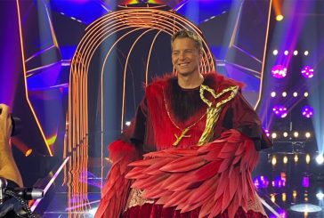 Steph Carse Crowned Winner of Quebec, Canada's The Masked Singer (Chanteurs Masqu