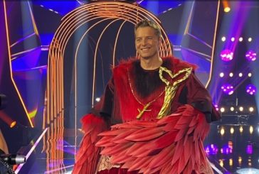 Steph Carse Crowned Winner of Canada's 'The Masked Singer'